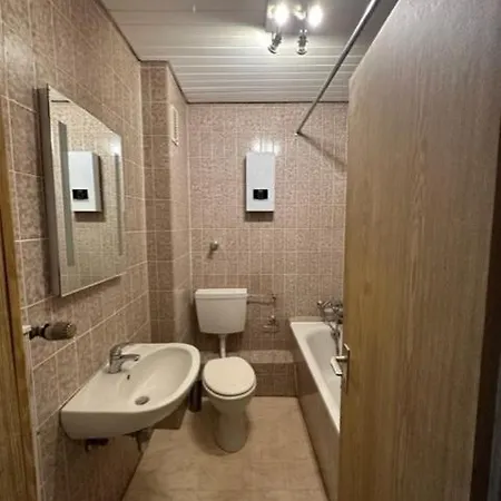 Lägenhet Schone Monteure In Meiderich 47137